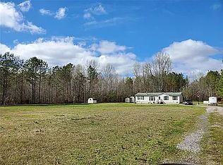 4630 Red Gate Dr, Disputanta, VA 23842