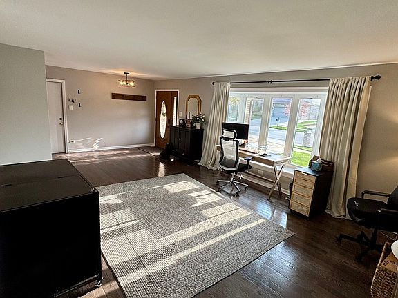 5th image of 15509 Brianne Ln