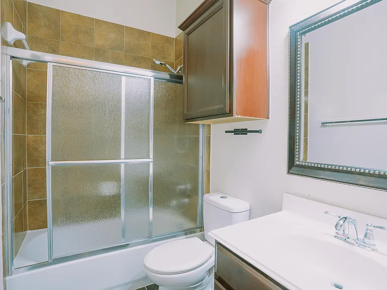 3240 Paseo — Photo 37