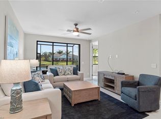 7556 Carnegie Way, Naples, FL 34119