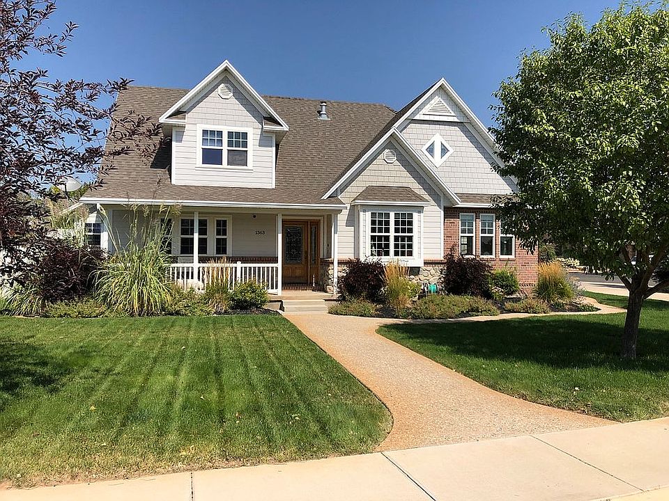 2nd image of 1363 Alexia Dr