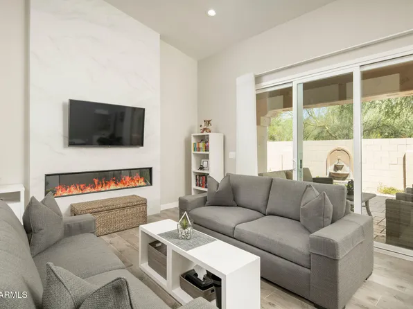 8918 E MAPLE Drive, Scottsdale, AZ 85255