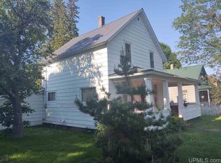 808 Crystal Ave, Crystal Falls, MI 49920