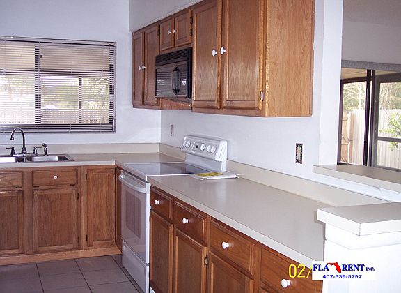 5th image of 354 Cidermill Pl