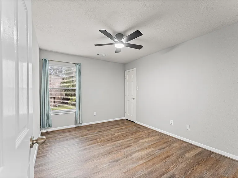 135 S Spinning Wheel Cir — Photo 21
