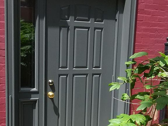2nd image of 1002 N Wolcott Ave APT 1