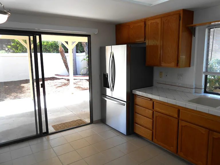 7056 Snapdragon Dr — Photo 5