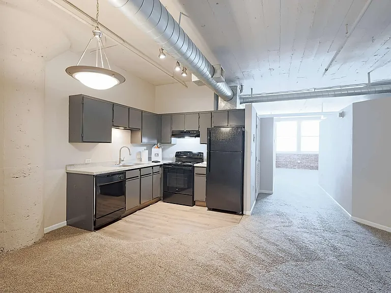 Park Lofts — Photo 22