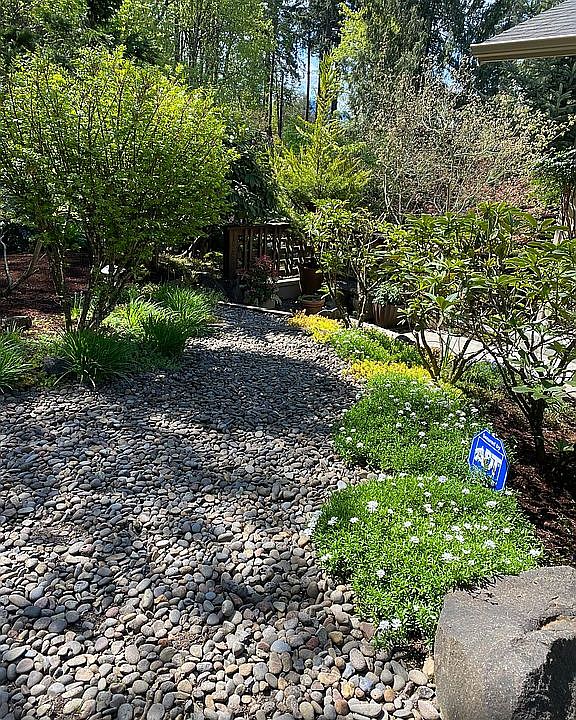 2nd image of 2490 Malabar Dr