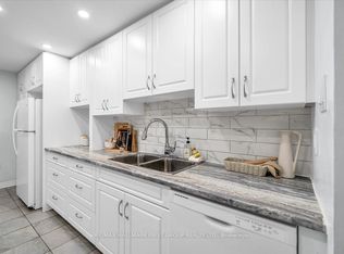 1535 Diefenbaker Ct #109, Pickering, ON L1V 3W2