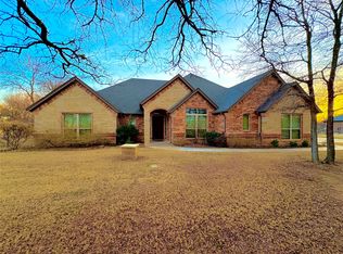 517 Cox Dr, Weatherford, TX 76088