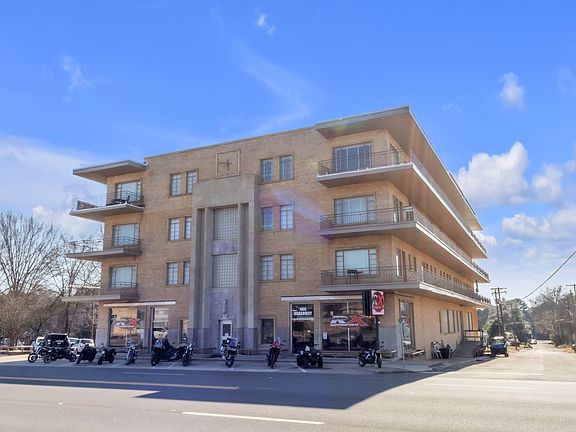5th image of 800 Broadway Ave #7-18