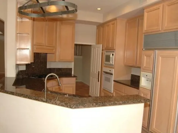 2497 Aquasanta, Tustin, CA 92782