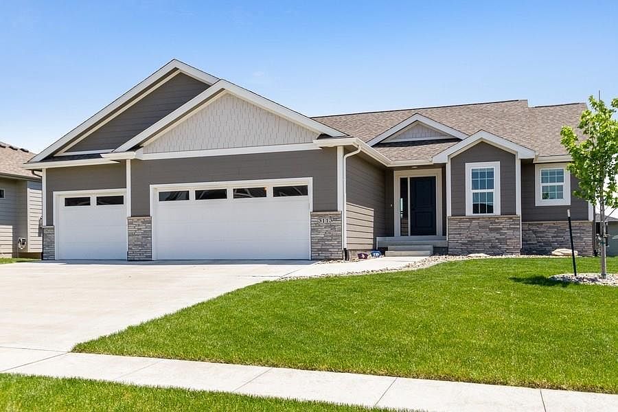 1st image of 3113 Fieldstone Ct SE