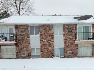 332 Hope Ave #C, Holland, MI 49423