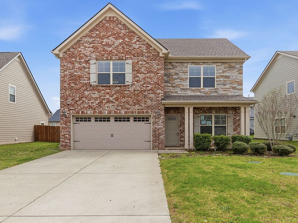 1st image of 1129 Cotillion Dr