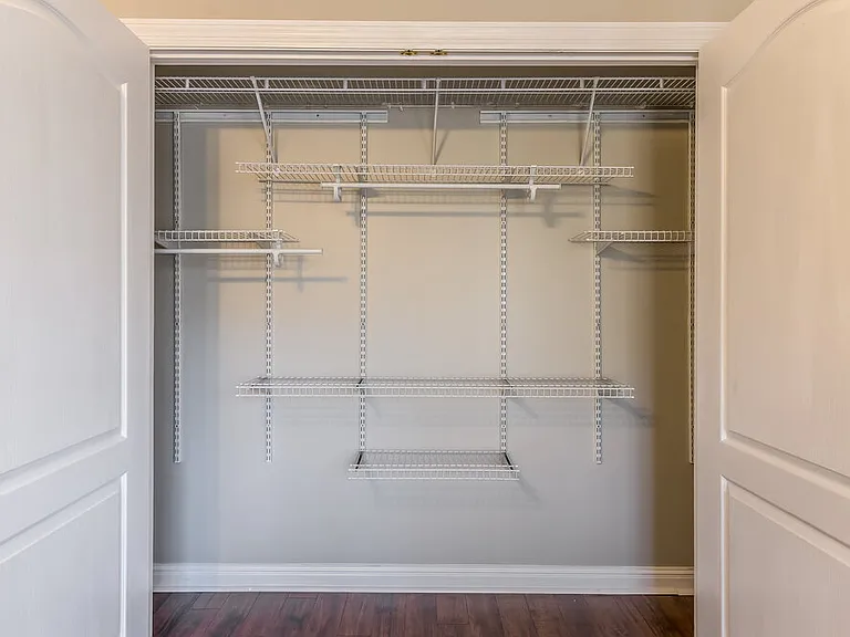 208 Ben Alex Ct — Photo 10