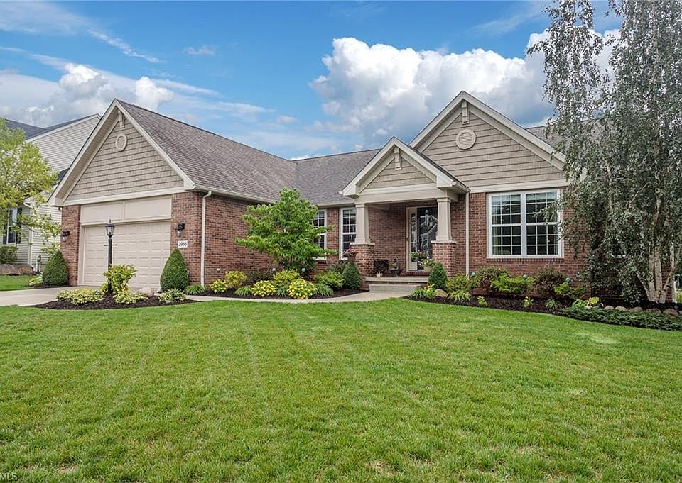 1st image of 2966 Greenwich Ln