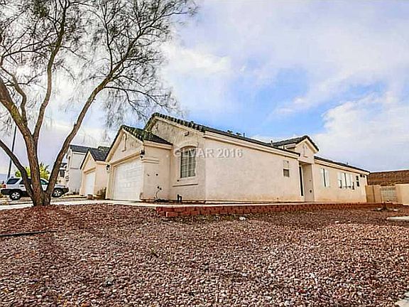 3rd image of 9310 Cool Creek Ave