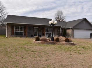 809 Melba Denton Ln, Sallisaw, OK 74955