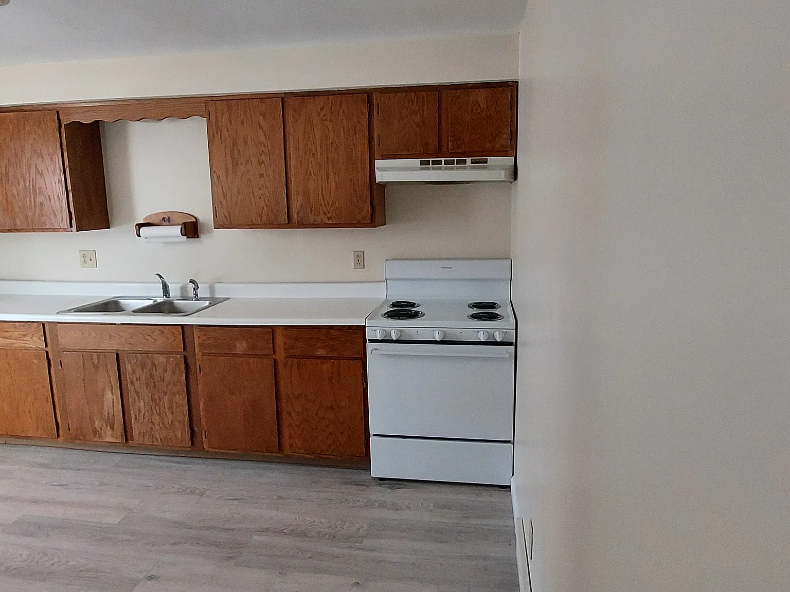 2 bed, 800 sqft, $950 — Photo 2