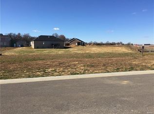 1313 Bradstreet Dr, O'Fallon, IL 62269