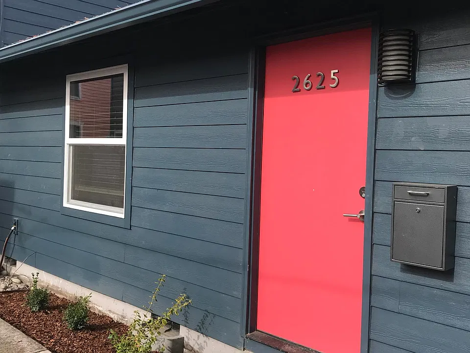 2625 SE 18th Ave