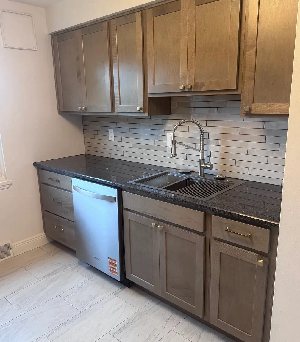 3 bed, 1209 sqft, $1,950 — Photo 3