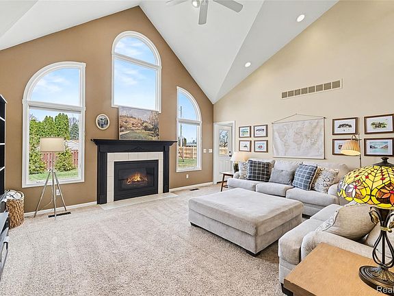 2nd image of 5143 Territorial Rd