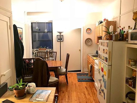 2nd image of 600 Lincoln Pl APT 2C