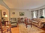 53 Brown St W — Photo 4