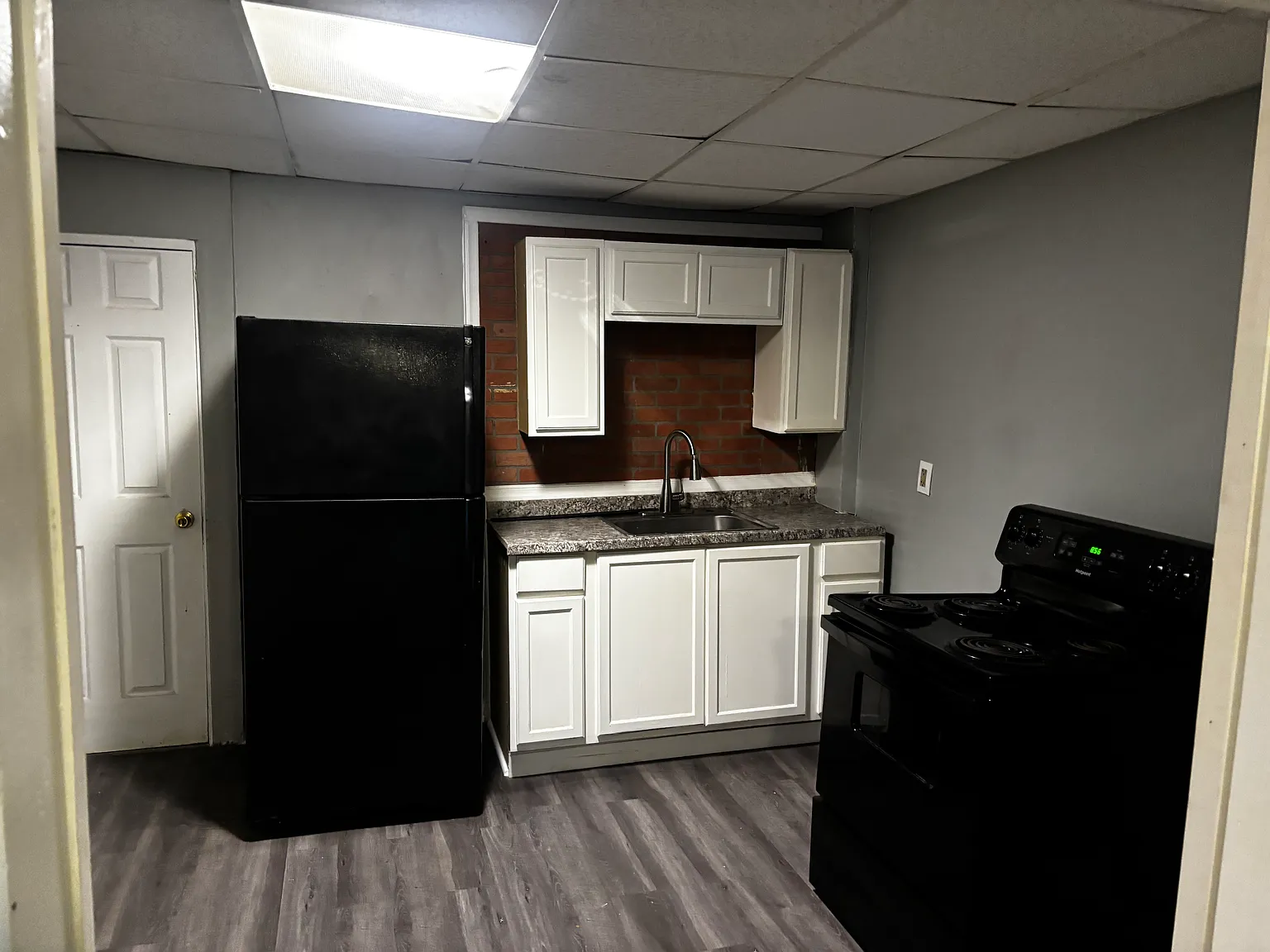 3 bed, $1,350 — Photo 4