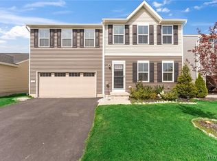 10 Stelle St, Hamburg, NY 14075