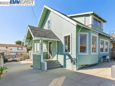 2425 E 26th St, Oakland, CA, 94601