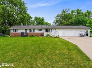 2114 15th Ave, Eldora, IA 50627