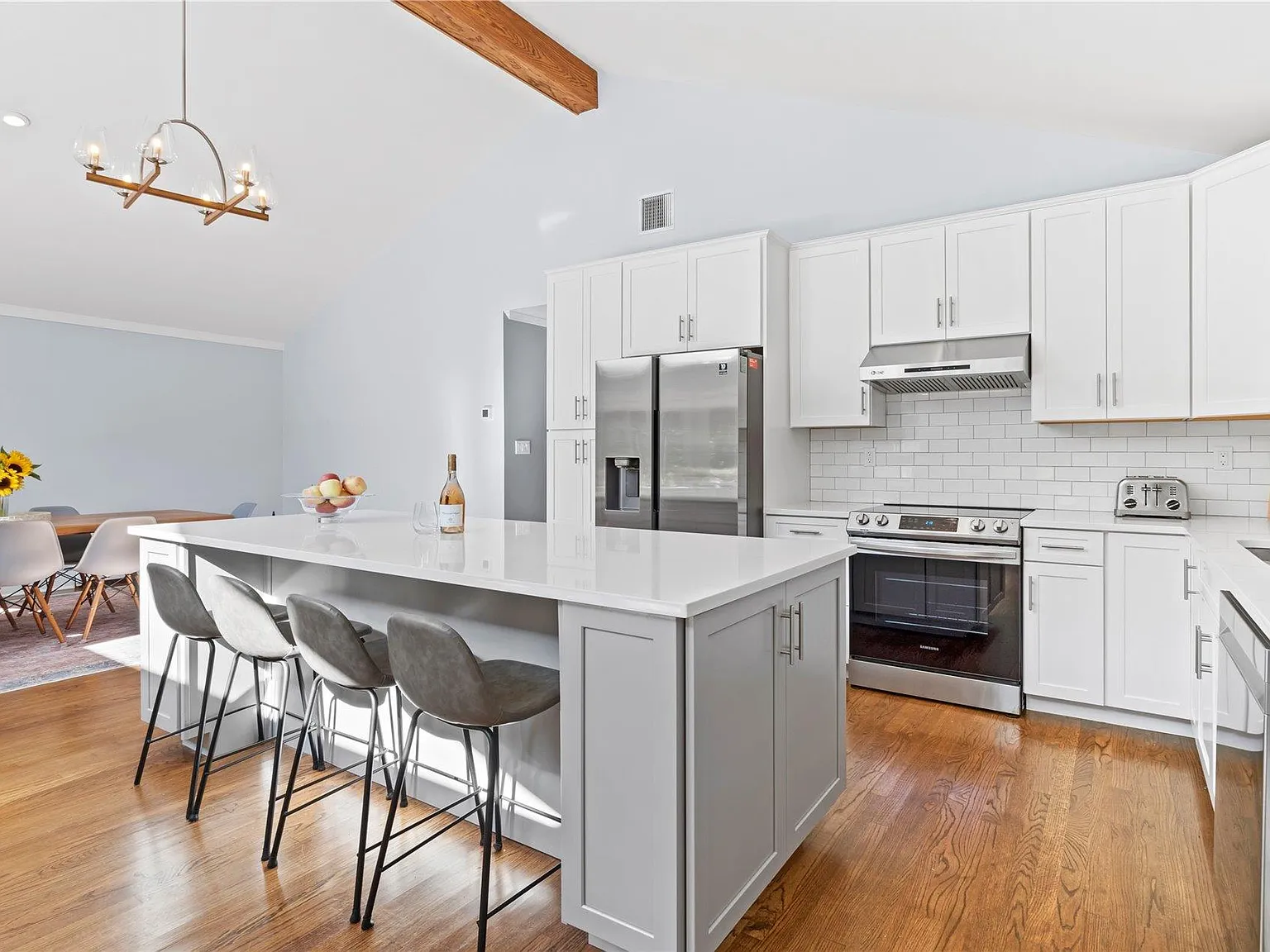 3 bed, 2.0 bath, 1750 sqft, $19,000 — Photo 3