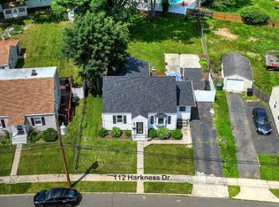 112 Harkness Dr, Milford, CT 06460