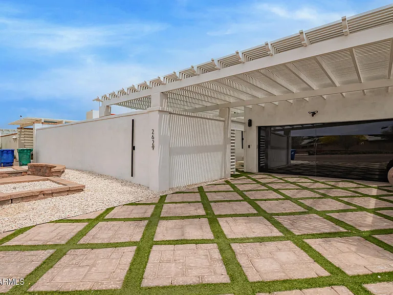2629 S Country Club Way — Photo 3