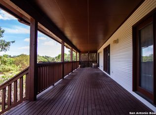 830 Lightstone Dr, San Antonio, TX 78258