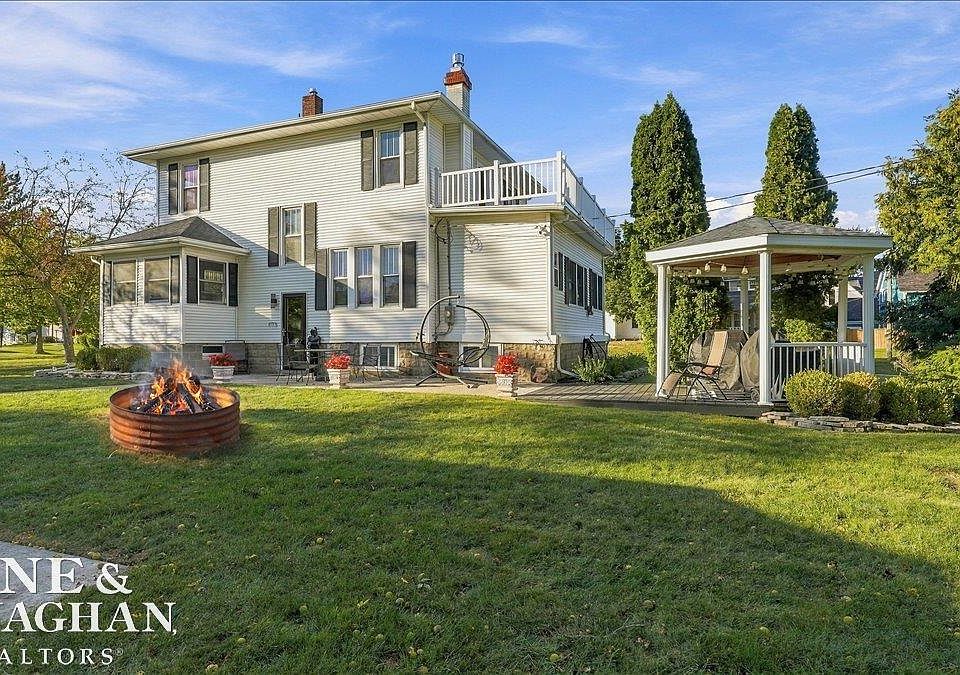 515 Adams St, photo 11