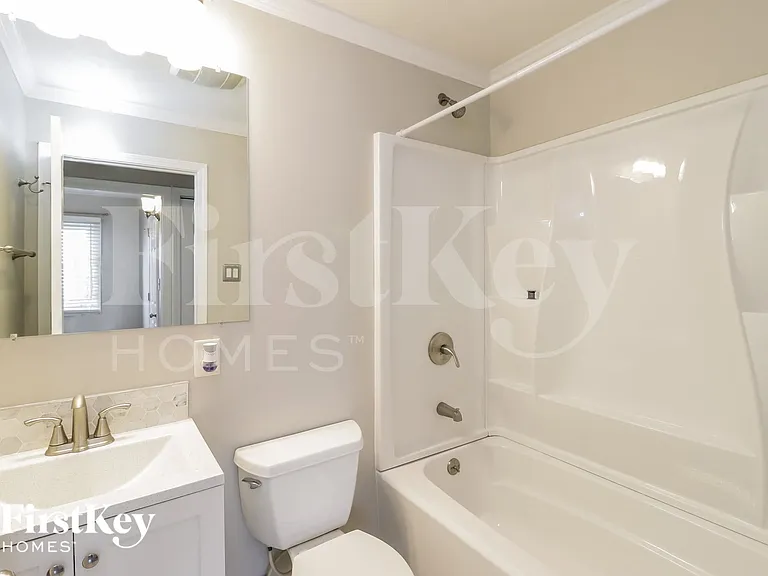 958 Sheffield Dr — Photo 13