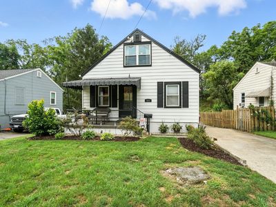 221 McGuire Ln, Cincinnati, OH, 45215