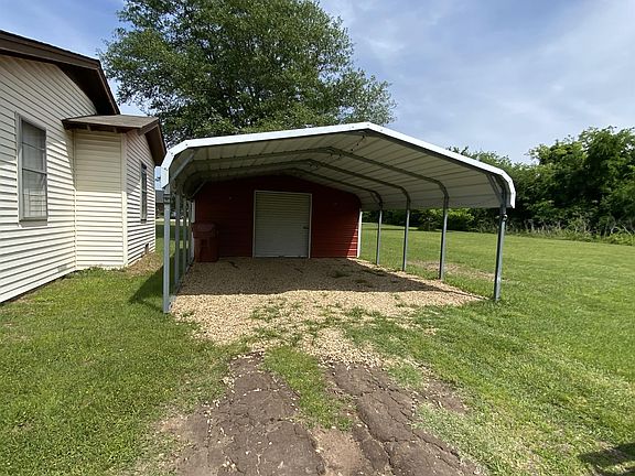 4th image of 1260 Vz County Road 1810
