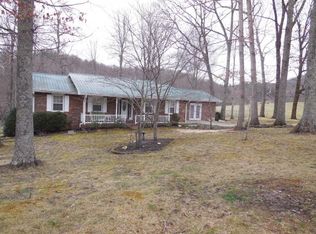 125 Dewey Dugger Rd, Johnson City, TN 37601