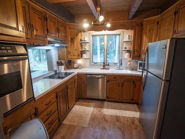 108 Ashuelot Dr — Photo 14