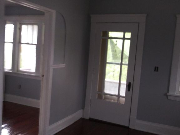 4th image of 12702 Forest Ave #Up