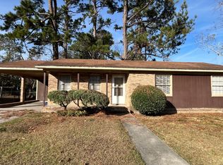 906 E Brookwood Dr, Valdosta, GA 31601