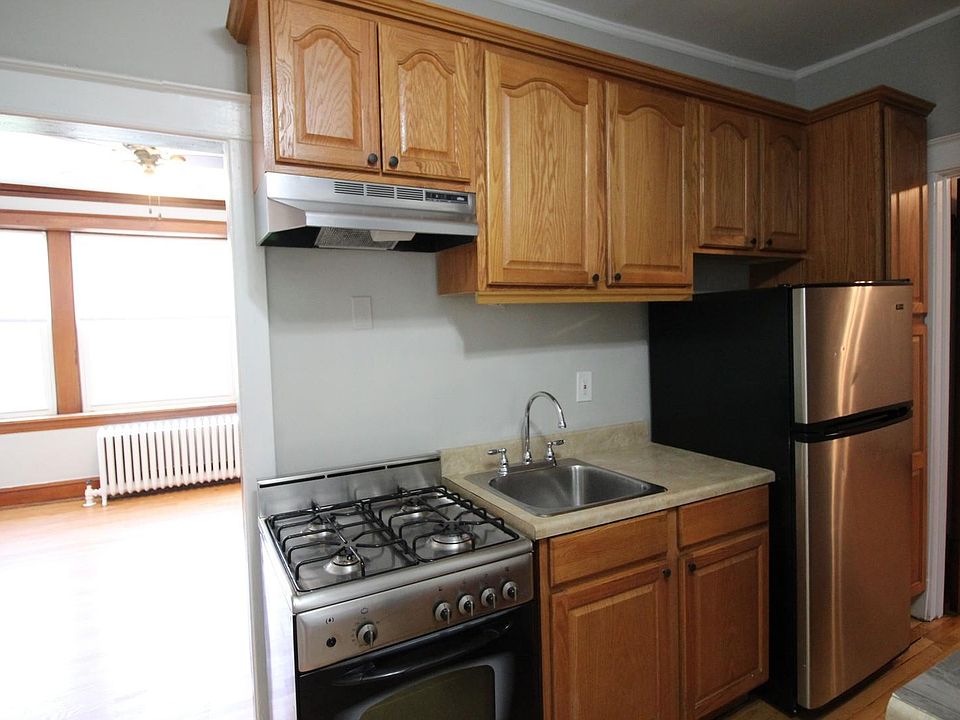 1st image of 3925 W Schubert Ave #1