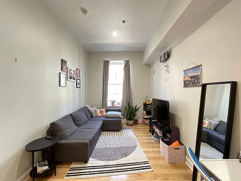 248 Market - Residential — Photo 7