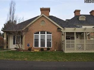 3150 Village Green Dr #3150, Westlake, OH 44145